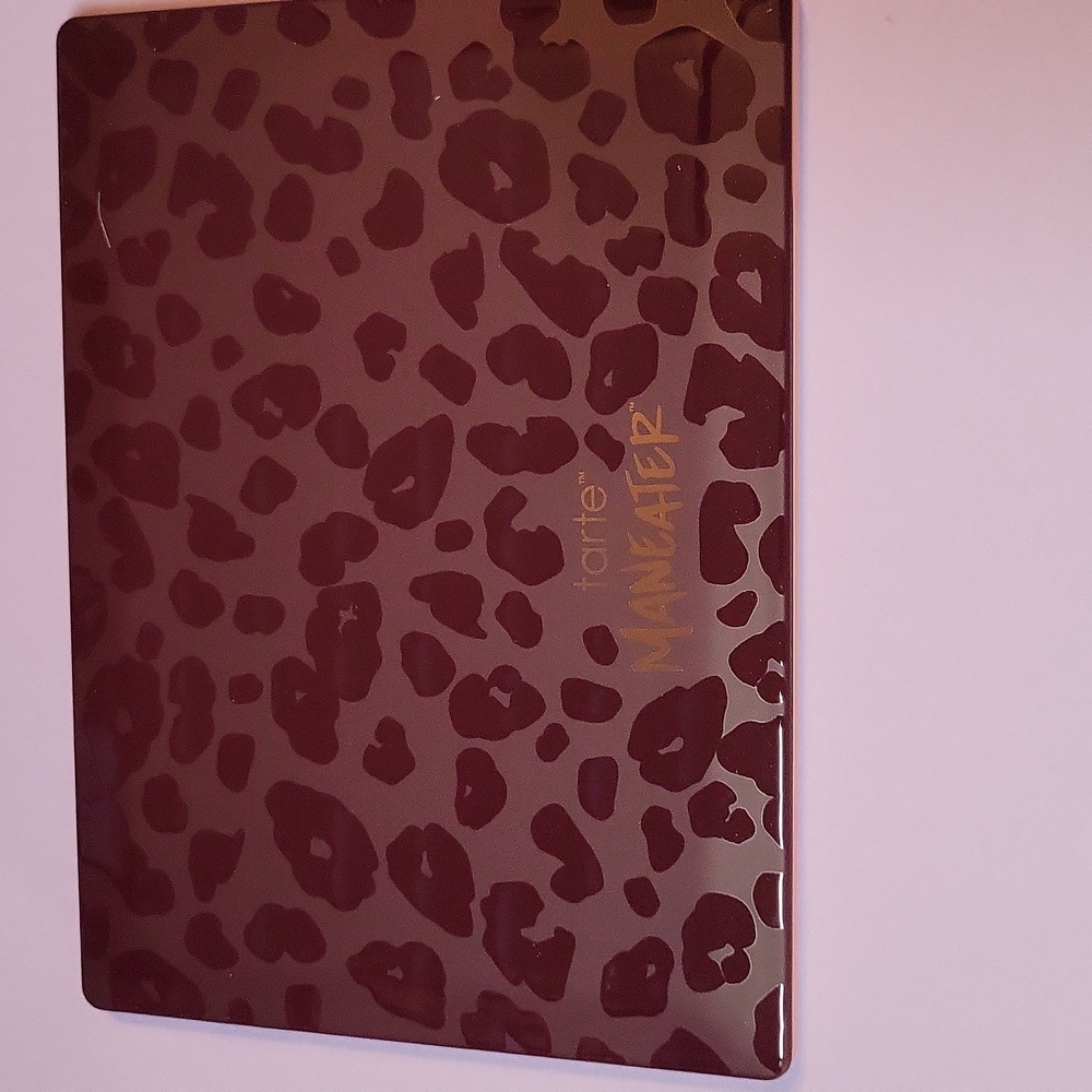 CLEARANCE! 24-Pan Tarte Maneater Nightfall Eyeshadow Palette, .035oz x 24, NIB - Picture 7 of 8
